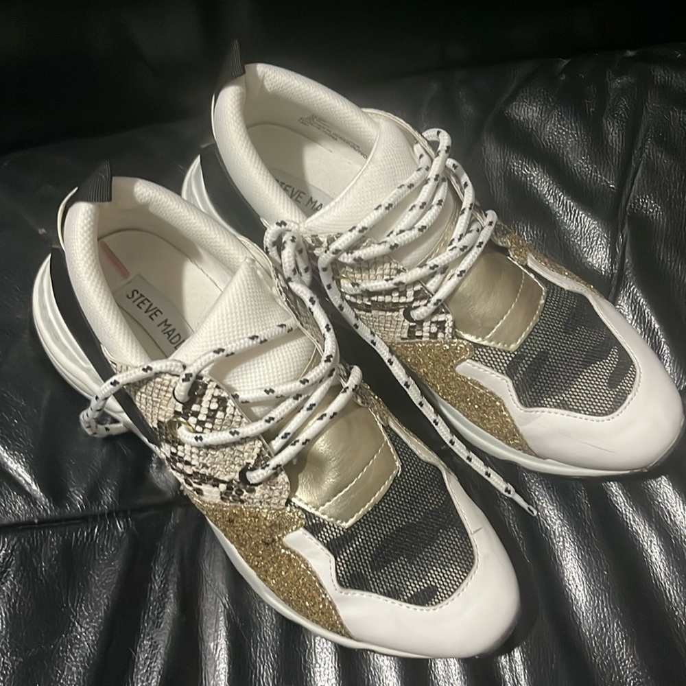 Steve Madden White Gold Black Mixed-Media Athletic Sneakers